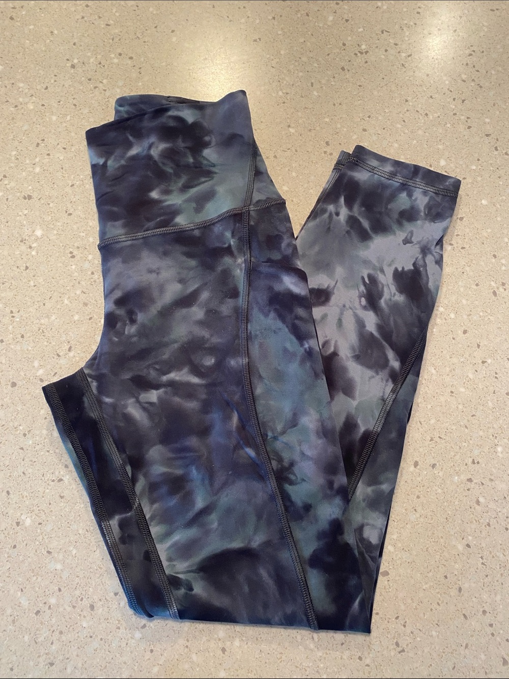 Lululemon Align crop